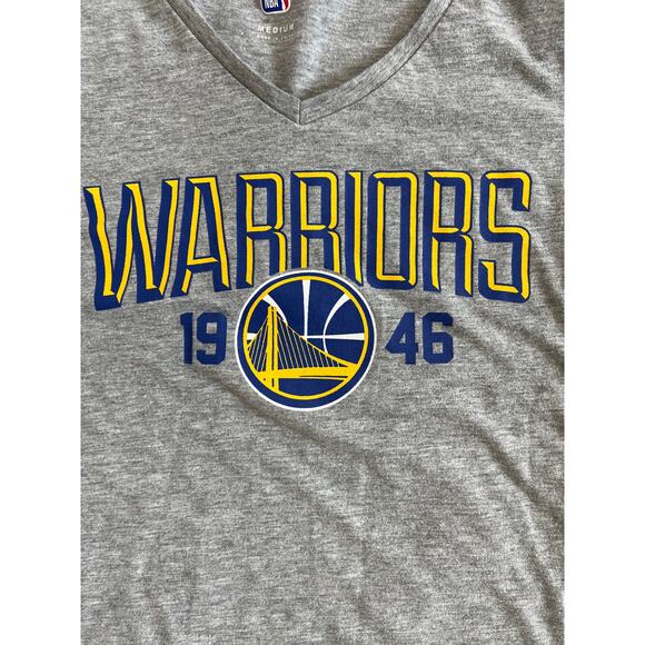 NBA GOLDEN STATE WARRIORS WOMENS SHORT SLEEVE TSHIRT GRAY SIZE MEDIUM - Picture 3 of 10